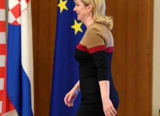Kolinda Grabar Kitarović NE LIČI NA SEBE! Istopila svoje kilograme i POSTALA NEPREPOZNATLJIVA… EVO NA ŠTA LIČI! (FOTO)