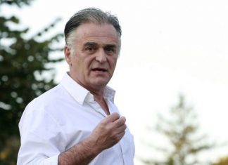 Izdala me je i UNIŠTILA našu porodicu: Pogledajte kako izgleda prva supruga Branislava Lečića i sa kim je PREVARILA slavnog glumca (FOTO)