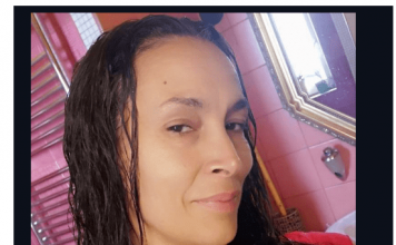 ŽIVJELA NA VISOKIM ŠTIKLAMA I U USKIM HALJINAMA, A SADA ČISTI ŠTALU- Nekada NAŠA najpoželjnija pjevačica devedesetih godina sada živi na selu-NIŠTA MI NIJE TEŠKO (FOTO)