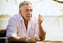 Modno usklađeni i zaljubljeni: Mima Karadžić i njegova 35 godina mlađa devojka zasenili sve na crvenom tepihu (FOTO)