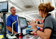 HIT SNIMAK – bruka pukla, usred Njemačke GASTARBAJTER digao buru – hranu uzimao, a potom se naš jezik začuo, internet gori