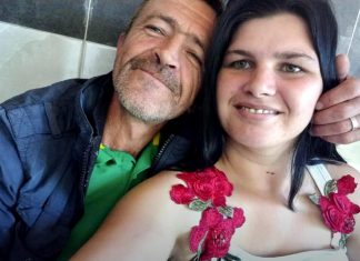 BOSANAC POSLE SMRTI ŽENE ODMAH ZAVEO 25 GODINA MLAĐU: Razvela se i došla u kuću da mu čuva 10 dece, njihov život ŠOKIRA