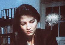 MARIJANA JE ODLUČILA DA PRESUDI UBICI SVOJE ĆERKE: Ušla u sudnicu i uradila OVO, a snimak i dan danas šokira javnost