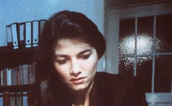 MARIJANA JE ODLUČILA DA PRESUDI UBICI SVOJE ĆERKE: Ušla u sudnicu i uradila OVO, a snimak i dan danas šokira javnost