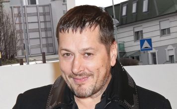 OVO JE LUKS KUĆA ACE PEJOVIĆA! Vila košta čitavo bogatstvo, evo koliko je ISKEŠIRAO za pravu palatu! GVOZDENA KAPIJA SVE SKRIVA