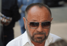 Danas u vili u mermeru i staklu, a nekad u teškoj bijedi i siromaštvu: Ovo je trošna kuća puna buđi u kojoj je odrastao Mile Kitić (Foto)