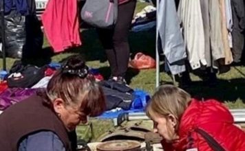 HIT SA SRPSKOG BUVLJAKA – ova fotografija postala viralna radi ove dvije žene koje su radila nešto nevjerovatno