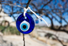 DA LI STE IKAD IMALI “FATIMINO OKO”? OTKRILI SMO ŠTA STVARNO ZNAČI – NIJE ONO ŠTO SVI MISLE..