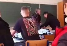 Ovo samo kod nas ima – profesor i učenik se brutalno potukli u razredu – nastavnik će otkaz dobiti radi ovog što je uradio