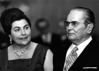 TITO JE BIO OTET NA 13 DANA : Jovanka pre smrti otkrila malo poznate detalje iz života: TO VIŠE NIJE BIO ISTI ČOVEK!