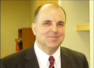 Doktor monstrum davao lažne dijagnoze zbog MILIONA: Uživao da gleda kako im ISPADAJU ZUBI, razotkrila ga JEDNA STVAR