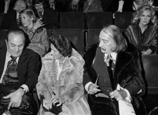 MAZAO SE IZMETOM I ŽENI SVOG ŽIVOTA PLAĆAO MUŠKE PROSTITUTKE: Bio je genije, sa suprugom nikad NIJE SPAVAO, a razlog je BIZARAN