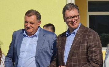Vučić čestitao Dodiku neustavni dan RS: “Teška vremena iza nas, doba velikih izazova tek dolaze”