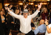 EVO KAKO HARIS DŽINOVIĆ IZGLEDA BEZ ŠEŠIRA: Uhvaćen gologlav, a samo jednom je objasnio zašto ga skoro uvijek nosi (VIDEO)