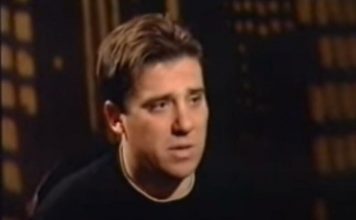 LEGENDA JUGOSLOVENSKOG FUDBALA ŽIVI OD SRAMOTNE PENZIJE: Nekada igrao pred 100 hiljada ljudi na Vembliju a sada se kupa u BAČVI!