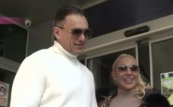 OVO ČUDO VOZI DEČKO JOVANE JEREMIĆ! Od besne mašine nećete oči odvajati, a kada vidite šta mu piše na tablicama bićete šokirani