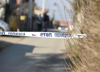 SNIMAK GLEDATE NA VLASTITU ODGOVORNOST: JEZIVI SNIMAK IZ KRALJEVA, CRNE VESTI: Ugašen mladi život (21), autom pravo u zid (UZNEMIRUJUĆE 18+)
