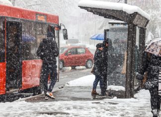 RHMZ IZDAO NOVO UPOZORENJE! STIŽU NAM PLJUSKOVI, ALI I SNEG Proljetna temperatura još koji dan, evo kada se očekuje totalna promjena