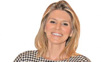 DOK JE ČEKALA DEČKA, NAIŠAO 30 GODINA STARIJI! Životna priča Meline Džinović: Pobegla od kuće zbog Harisa, a ova zvezda je OBOŽAVA