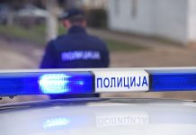 Velika tragedija pogodila Novi Sad: MLADI BRAČNI PAR SKOČIO SA SOLITERA – pali u unutrašnju stranu zgrade