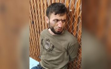 OVO JE VOĐA TERORISTA KOJI SU POČINILI MASAKR U MOSKVI: Novi snimak saslušanja, vezane mu ruke i noge, uopšte ne zna ruski (VIDEO)