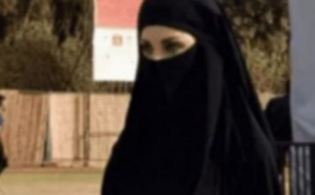 Na glavi burka, a dole haos, bruka i sramota: Ova djevojka je postala viralni hit, dobro pogledajte donji dio slike, auu