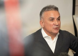 EVO ZBOG ČEGA JE SRĐAN ĐOKOVIĆ ZAVRŠIO U BOLNICI: Novakov otac imao ozbiljnu nezgodu i zadobio težak prelom! OSTAJE NA LIJEČENJU