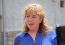 CECINA PRIJA U MINIĆU NAPRAVILA POZU DANA! Kada vidite gdje je otišla i šta radi NEĆE VAM BITI DOBRO