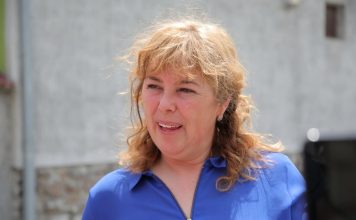 CECINA PRIJA U MINIĆU NAPRAVILA POZU DANA! Kada vidite gdje je otišla i šta radi NEĆE VAM BITI DOBRO