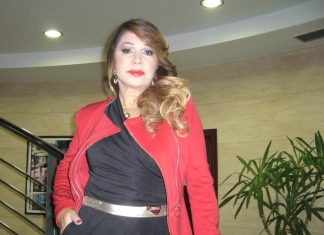 Izbacila grudi, sramoti svoje unuke – Neda u sedmoj deceniji pokazala svoje tijelo u bikiniju