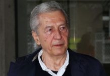 Sin Miroslava Ilića priredio mu ono čega se svaki roditelj boji! Majka Goca plače, ljubavnica Mirjana likuje i viče KARMA! (FOTO)