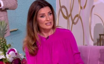 “NIJE ZA MLAĐE OD 18 GODINA!” Vrelo izdanje voditeljke Pinka: ULTRAKRATKA haljina otkrila previše, VIDJELO SE SVE ISPOD NJE!