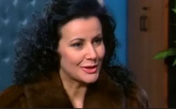 BRUKA I SRAMOTA U 79 Godini! Zar OVAKO Da Se Obuče? Na Pragu Osme Decenije Snežana Savić, Ovo Su Detalji Skandala…