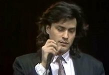 Zavodio je dame širom stare Juge, a srce mu je osvojila Lokica Stefanović: Evo kako danas izgleda čuveni muzičar (FOTO)