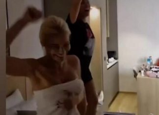 OSVANULI ŠOK KADROVI NATAŠE BEKVALAC IZ HOTELSKE SOBE! Skroz se opustila sa sestrom i DVA MUŠKARCA (FOTO)