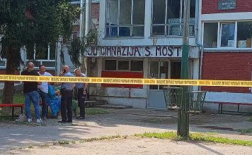 STRAVIČAN ZLOČIN U BOSNI: Muškarac upao u srednju školu i ubio tri osobe