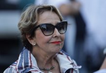 Stan u staroj zgradi, a namještaj je priča za sebe: Evo u kakvim uslovima živi Ceca Bojković