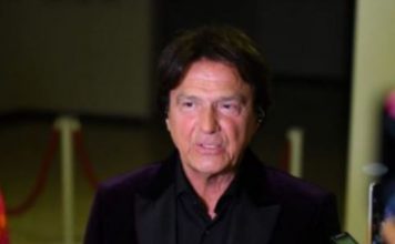 Ostario, sav izboran – Ni Zdravko Čolić nije više što je bio: Fotografija sa plaže ne laže