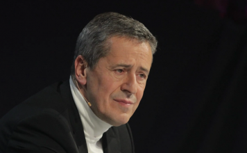 Enes Begović žrtva prevare, pjevač se hitno oglasio: Nakon smrti sina, sve mi je krenulo nizbrdo..