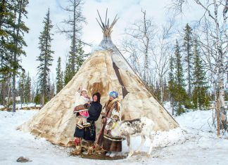 RUSKO PLEME ŽIVI NA -50 U KUĆAMA OD KOSTIJU, A MLADENCIMA SVEKRVA SPREMA KREVET: Način na koji 1. PUT vode ljubav ŠOKIRA