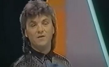 Živeo i lečio se od penzije, a svoj najveći hit posvetio Silvani Armenulić: Na sahranu su mu došli svi osim rođenog sina