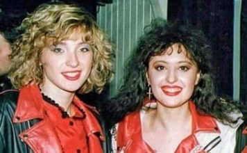 DRAGANU MIRKOVIĆ STE SVI ODMAH PREPOZNALI: Ali nema šanse da prepoznate ko je DRUGA PJEVAČICA na fotografiji