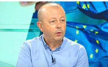 Ljudi misle da im je pao pritisak, a ustvari srce je stalo na trenutak: Srpski kardiolog 0tkrio šta prvo da uradite kad preskače i lupa