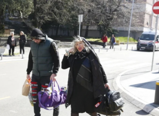 Pevačica (71) skuplja sve što nađe pored kontejnera: “Ne bih mogla da živim samo od penzije”