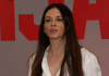 Sve, sve ali ovakve pantalone nismo očekivali: Ana Sević iznenadila modnim izdanjem na koncertu Marije Šerifović