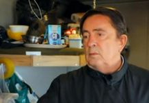 Skromno ali za sreću dovoljno: Ovo je kontejner u kojem je Lane Gutović provodio penzionerske dane (FOTO)