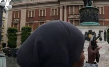 Muslimanka došla u Beograd, pa otkrila šta joj se desilo u kafiću! “Konobar mi je javno rekao…” doživela ŠOK!