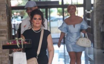 OVO JE MUŽ SANJE MALETIĆ! Pevačica po prvi put sa svojim izabranikom na javnom mestu, proslavljaju ćerkicin prvi rođendan (VIDEO)