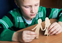 “DEVETOGODIŠNJAK SAM ŽIVIO DVIJE GODINE, A DA NIKO NIJE PRIMIJETIO: Kad su konačno otvorili vrata, ZANEMJELI SU OD UŽASA!”