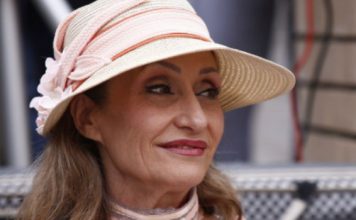 Mamin ponos i najveće blago: Pogledajte u kakvu ljepoticu je izrasla kćerka Ljiljane Jakšić Salvete, dobila je u 52. godini Mamin ponos i najveće blago: Pogledajte u kakvu ljepoticu je izrasla kćerka Ljiljane Jakšić Salvete, dobila je u 52. godini - featured image